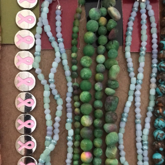 Beads Lot 12 packs All New - Picture 3 of 9